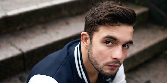 00:00: Når maten blir ein fiende: Korleis skal eg hjelpe? | NRK 3 | 12/16 2025