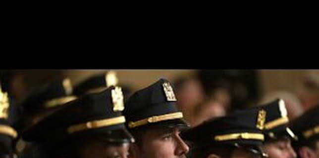 21:10: Ley y orden: unidad de víctimas especiales (T26): Ep.22 Post-rabia | Calle 13 | 1/9 2026