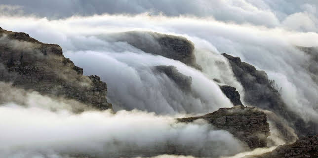 17:50: Wundersame Wolken | Arte | 3/6 2026