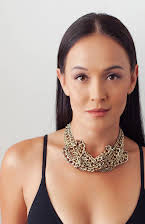 Yan-Kay Crystal Lowe som Zoe 
  
  
  (as Crystal Lowe)