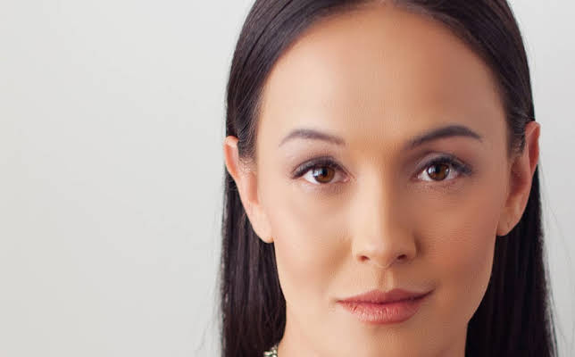 Yan-Kay Crystal Lowe