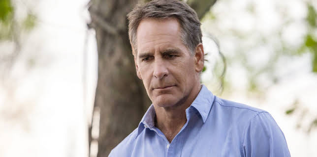 8:00 PM: NCIS: New Orleans (S1 E21) (S1) | W | 2/25 2026
