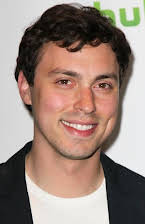 John Francis Daley som 
