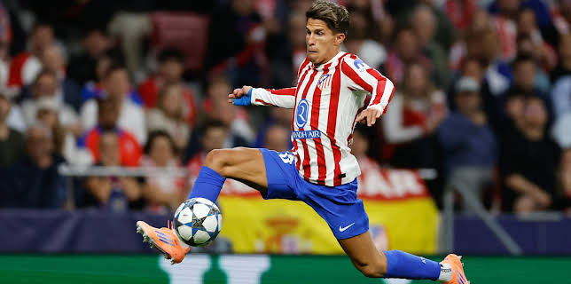 18:00: UEFA Champions League: Magasin | TV 2 Sport 1 | 11/12 2025