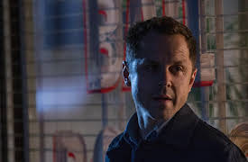 Sneaky Pete: Mr. Success