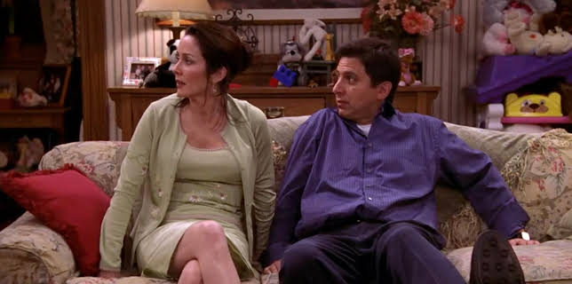 8:40 AM: Everybody Loves Raymond | Channel 4 | 12/9 2025