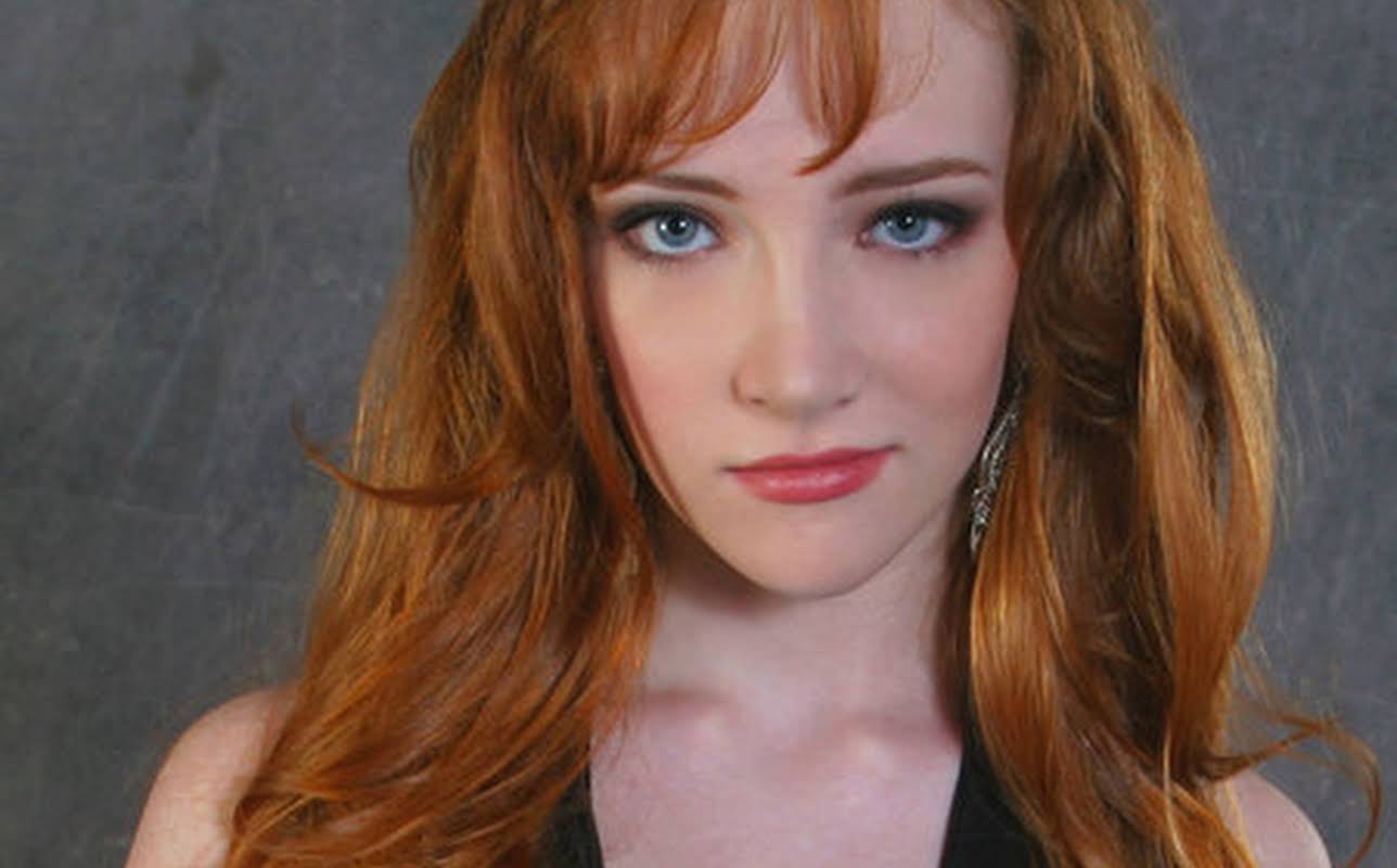 Scarlett Pomers