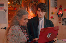 Love Spells (Amarres), Season 1: A Spy