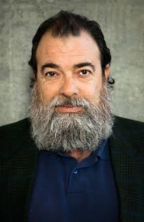 Tiriel Mora as Trevor Brown