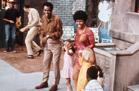 Sesame Street, Season 1: Gordon Introduces Sally to Sesame Street