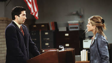 23:30: Vänner (S6 E1) (S6) | TV3 | 4/13 2026