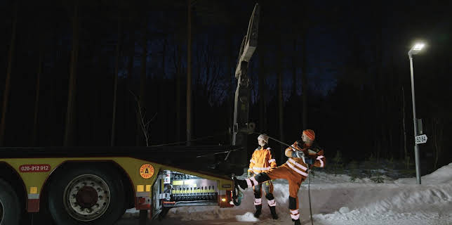 02:55: Frusna vägar (S14 E2) (S14) | TV3 | 12/19 2025