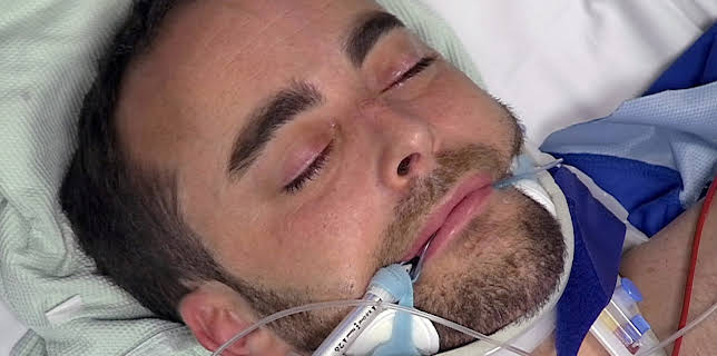 1:05 AM: 24 Hours in A&E | More 4 | 1/3 2026