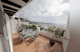 Mediterranean Life, Season 1: Movie Industry to Sunny Spain