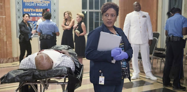 21:10: Navy CIS: New Orleans | Sat1 Gold | 3/18 2026