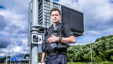 9:00 PM: Motorway Cops: Catching Britain's Speeders (S3 E9) (S3) | Paramount | 8/12 2026