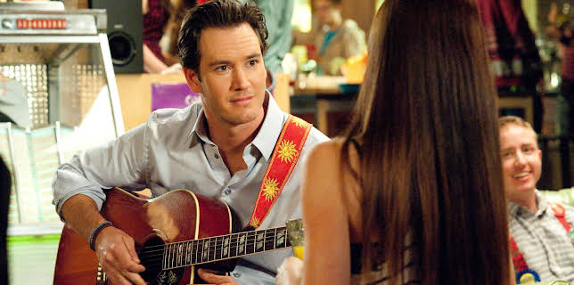 08:15: Franklin & Bash (S2 E2) (S2) | Viasat Series | 1/30 2026