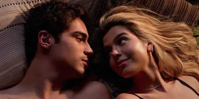 Ricos en amor (2020)