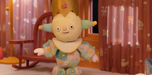 5:45 PM: Moon and Me (S2) | Cbeebies | 12/12 2025