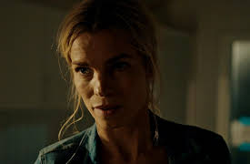 White Sands (English Subtitles): A Good Town (English Subtitles)