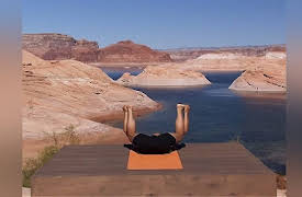 Gaiam: Rodney Yee A.M. Yoga for Your Week: Forward Bends