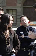 Adriano Aragon como French Announcer 
  
  
  (voice)