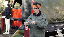 Kongen befaler UK (S16 E2)