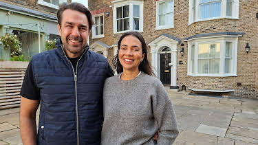 5:00 PM: Four in a Bed | Channel 4 | 4/2 2026