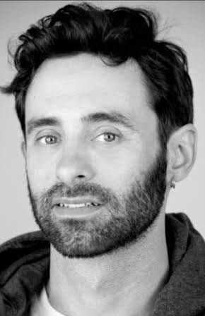 Denis Gómez as 