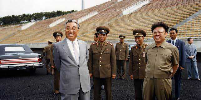 15:40: Bauplan des Bösen | ZDFinfo | 11/4 2025