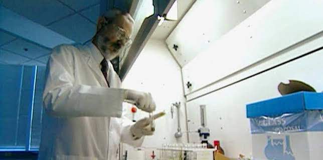 01:30: Medical Detectives - Geheimnisse der Gerichtsmedizin | VOX | 1/1 2026