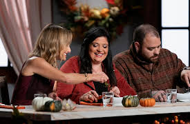 Ultimate Thanksgiving Challenge, Season 1: Pies and a Leftovers Surprise