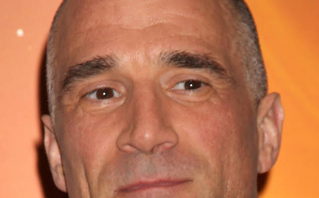 Elias Koteas