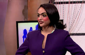 Model Latina: Ugly Beauty