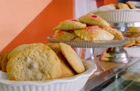 Bake or Break, Season 1: Gold-Medal Baker