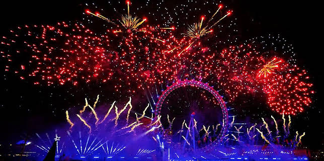 12:00 AM: New Year's Eve Fireworks | BBC One Wales | 1/1 2026