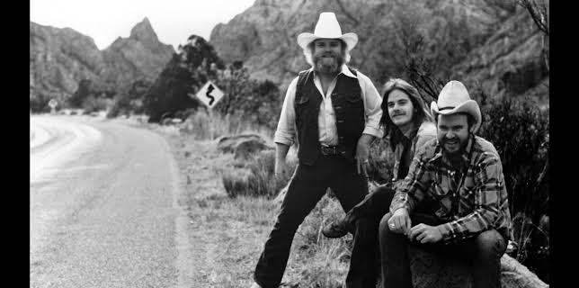 21:50: ZZ Top: That Little Ol’ Band from Texas | Arte | 3/20 2026