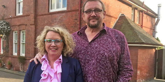 2:10 PM: Four in a Bed | More 4 | 2/16 2026