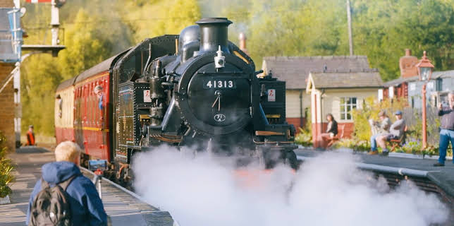 1:15 AM: Steam Train Diaries | More 4 | 11/27 2025