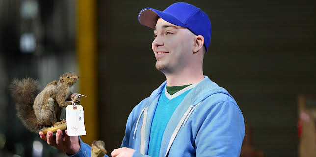 06:05: Bagasjekrigen (S3 E10) (S3) | MAX | 11/5 2025