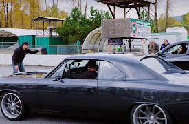 Rust Valley Restorers, Season 4: Four Cars and a Wedding