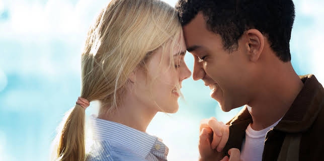 Violet y Finch (2020)