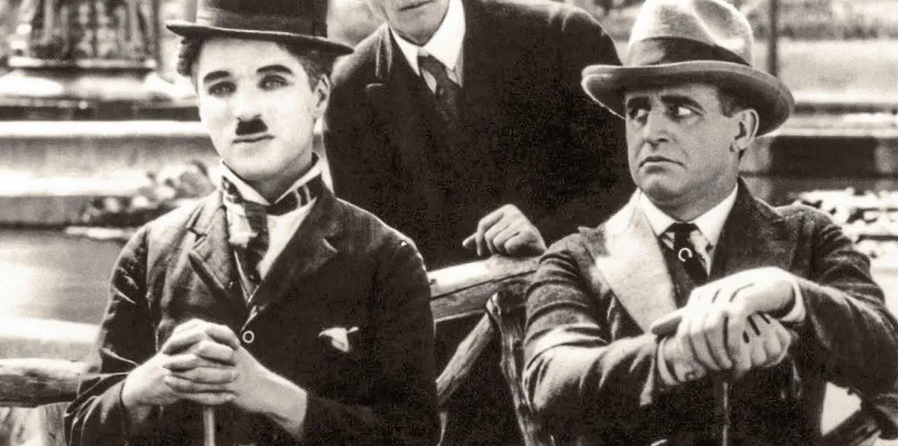 The Idle Class (1921)