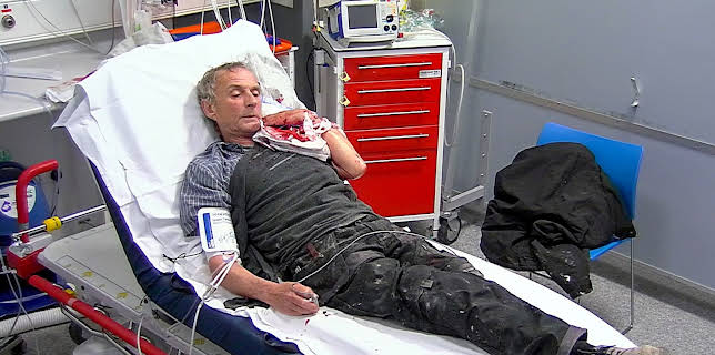 10:00 PM: 24 Hours in A&E | More 4 | 1/27 2026