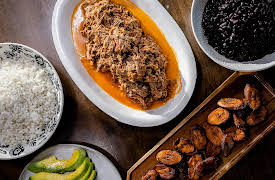 In the Kitchen With Abner and Amanda, Season 1: Ropa Vieja, Arroz y Frijoles and Plátanos Maduros