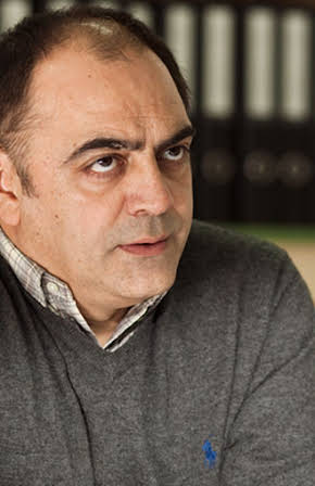 Pep Tosar as 
