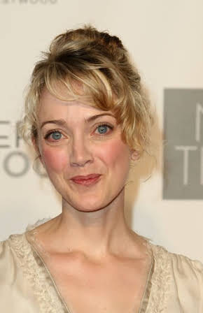 Lucy Davenport as 
