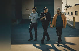 Studio City Kings: La Double Vie; Origins