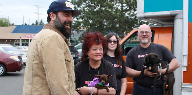 17:00: Animal Cribs (S1 E2) (S1) | Animal Planet | 11/16 2025