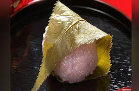 Dining Al Fresco: Preserved Cherry Blossom Leaves
